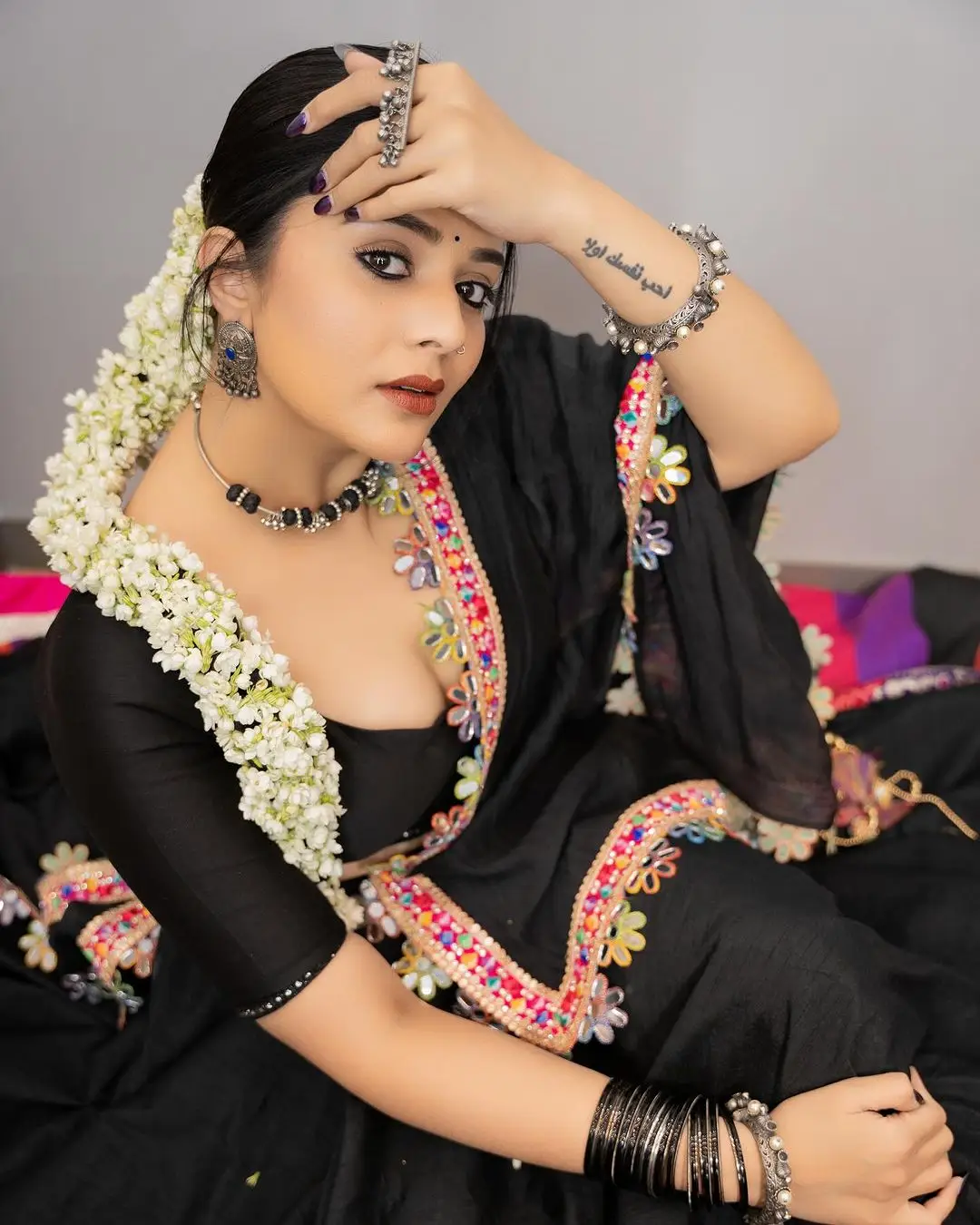 ZEETV Actress Sreemukhi in Black Lehenga Choli